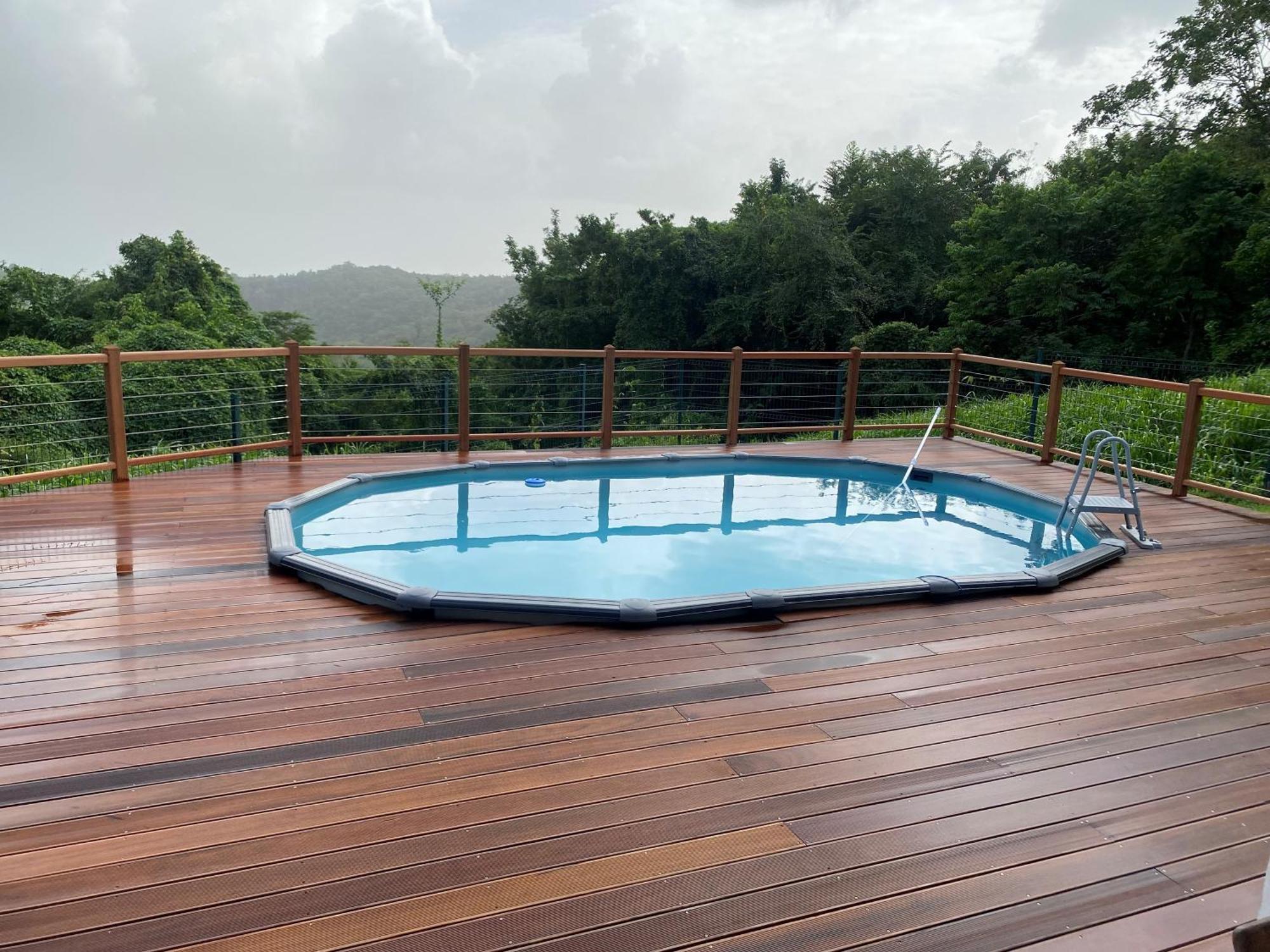 Les Terrasses De Maelle - Jolie Villa F4 Vue Mer Riviere-Salee Bagian luar foto
